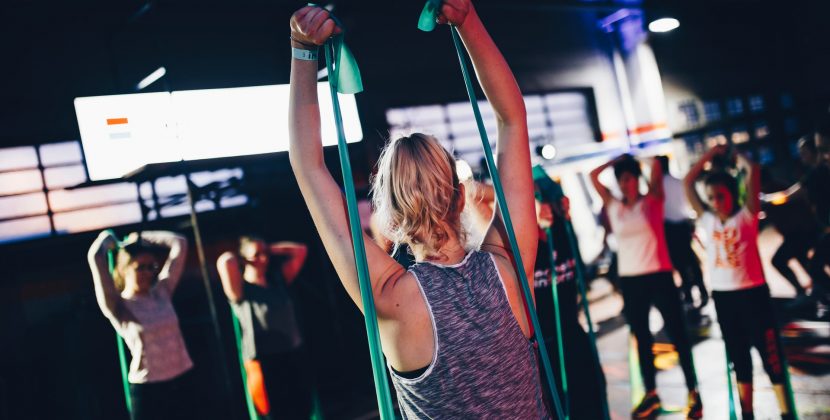 Aerobics at home without equipment – an instant workout