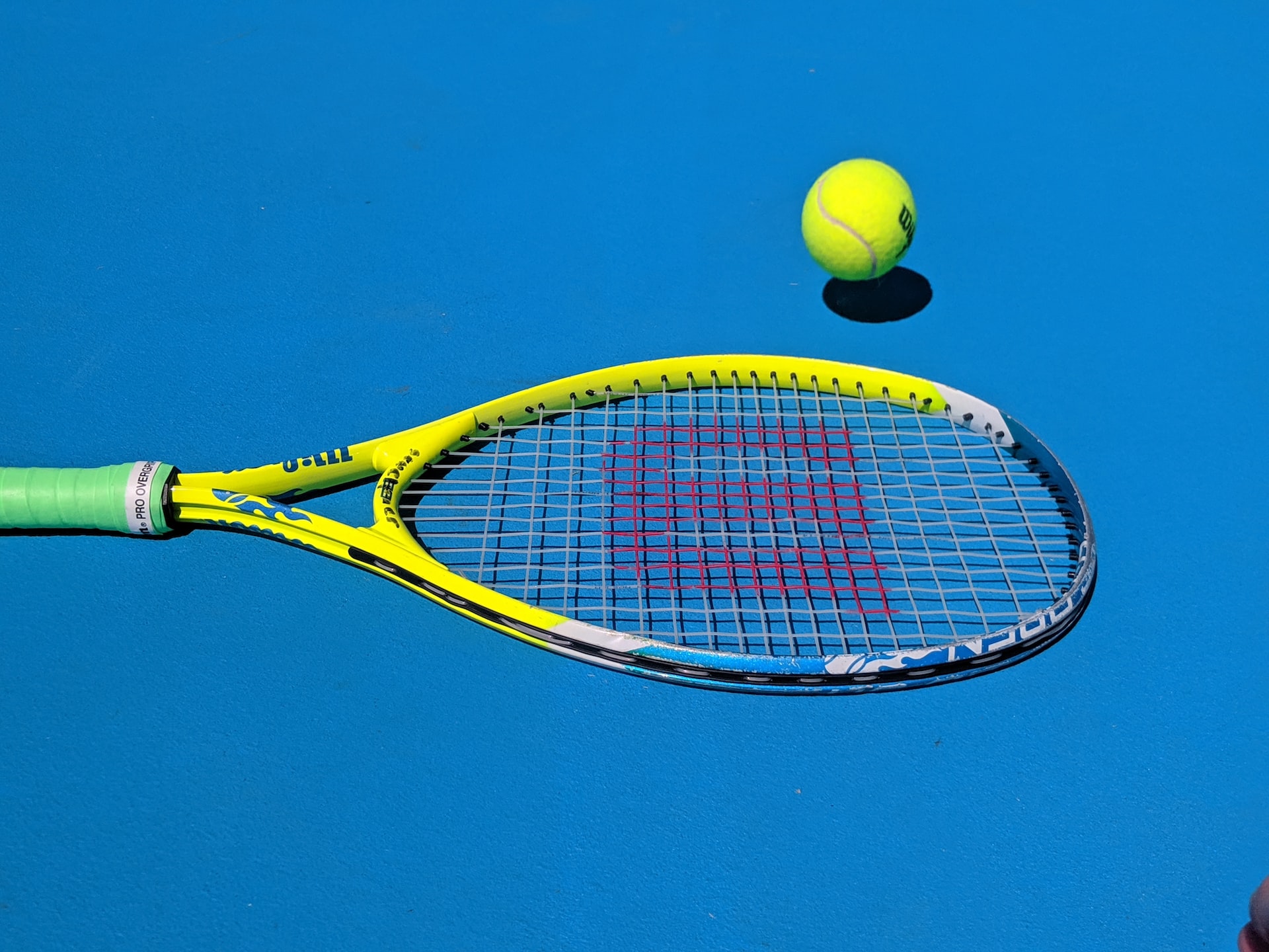 How to start practicing tennis?