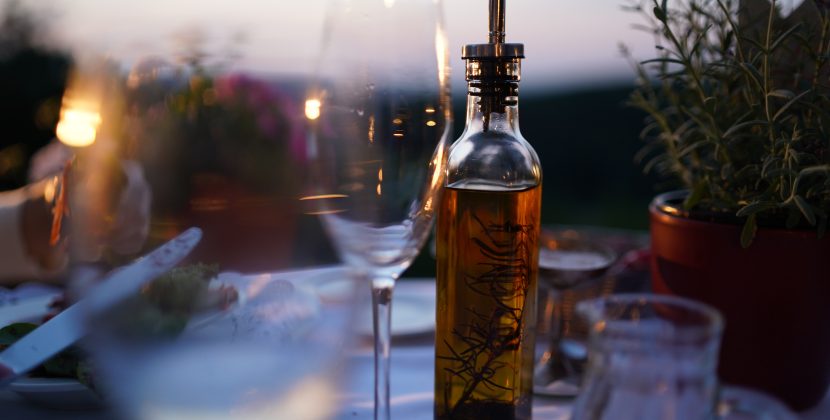 Enhance Your Dining Experience With Essential Italian Restaurant Accessories