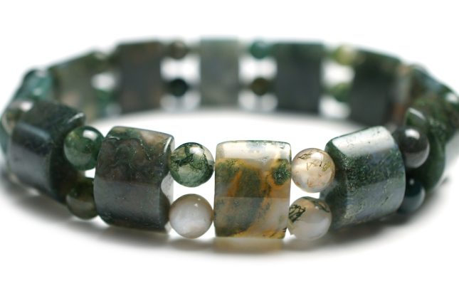 DIY Bracelet Kits: Your Path to Expressive Handcrafted Jewelry